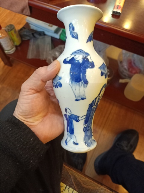 古玩陶瓷青花瓶拍賣,當前價格9999元