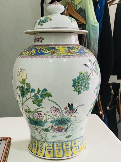 古玩陶瓷【精品】清光緒·粉彩五倫圖將軍罐拍賣,當前價格53000元