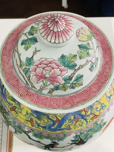 古玩陶瓷【精品】清光緒·粉彩五倫圖將軍罐拍賣,當前價格53000元