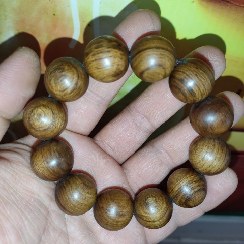 老料，原汁原味黃花梨手串拍賣，當(dāng)前價格3888元