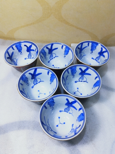 古玩陶瓷外紫金釉內(nèi)青花魚藻紋杯拍賣,當(dāng)前價格299元