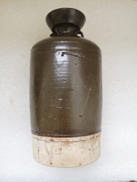 古玩陶瓷磁州窯茶葉末釉雙系盤口瓶拍賣,當(dāng)前價格580元