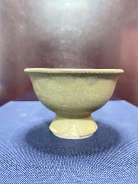 古玩陶瓷青釉高足杯拍賣，當前價格1800元