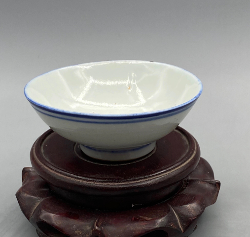 古玩陶瓷青花線條紋茶杯拍賣,當前價格199元