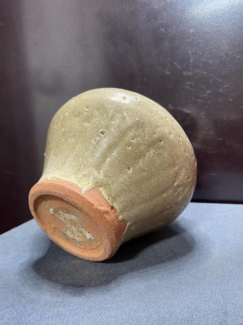古玩陶瓷元,龍泉窯系仰蓮罐拍賣,當前價格1650元