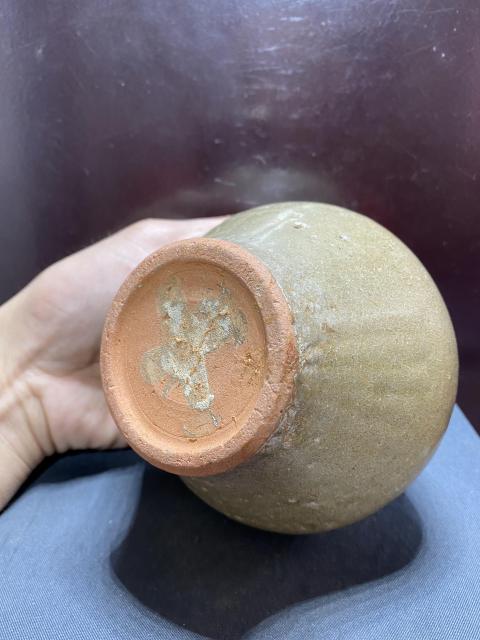 古玩陶瓷元,龍泉窯系仰蓮罐拍賣,當前價格1650元