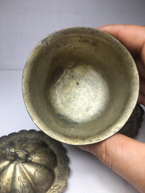 古玩雜項銀刻花卉紋蓋杯一套拍賣，當前價格3888元