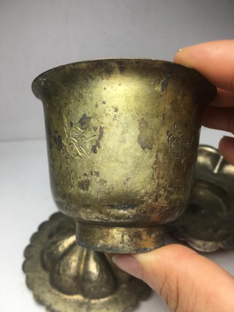 古玩雜項銀刻花卉紋蓋杯一套拍賣，當前價格3888元