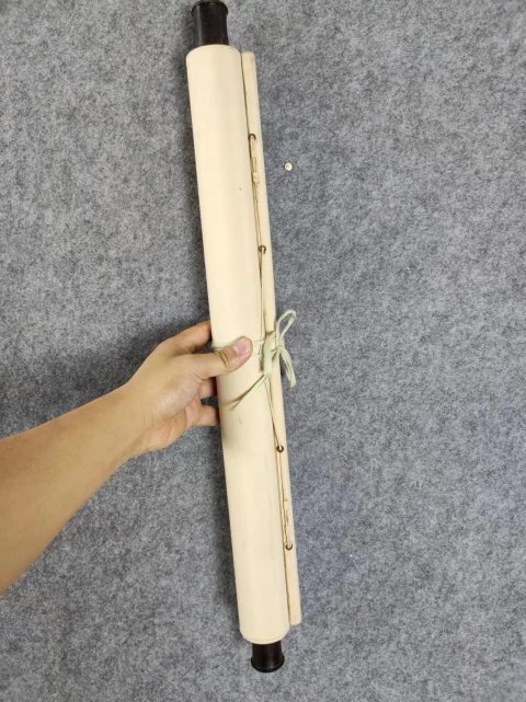 古玩字畫民國一代花鳥大師顏伯龍小寫意花鳥立軸拍賣，當前價格30000元