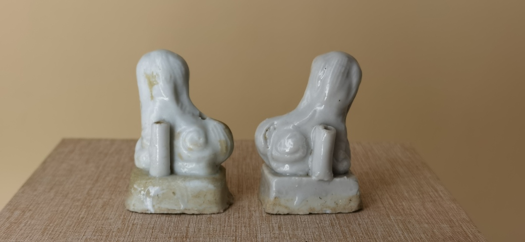 古玩陶瓷明末清初·白釉獅子香插一對(duì)拍賣，當(dāng)前價(jià)格380元