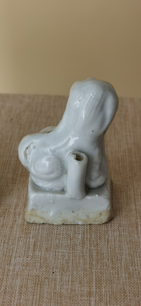 古玩陶瓷明末清初·白釉獅子香插一對(duì)拍賣，當(dāng)前價(jià)格380元