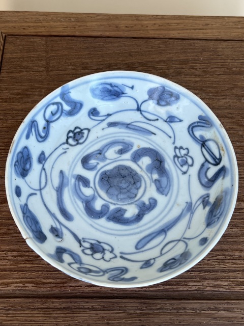 古玩陶瓷明代晚期·青花花卉紋盤一對拍賣,當前價格1080元