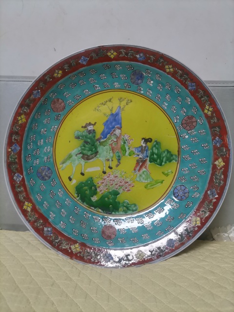 古玩陶瓷粉彩貼花人物故事紋盤拍賣,當前價格2698元
