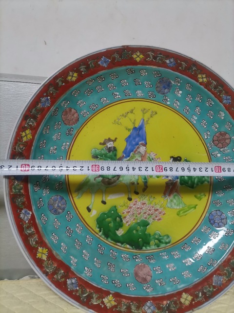 古玩陶瓷粉彩貼花人物故事紋盤拍賣,當前價格2698元