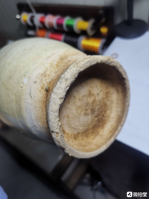 古玩陶瓷青白釉貼塑人物和龍紋皈依瓶一對拍賣,當前價格900元