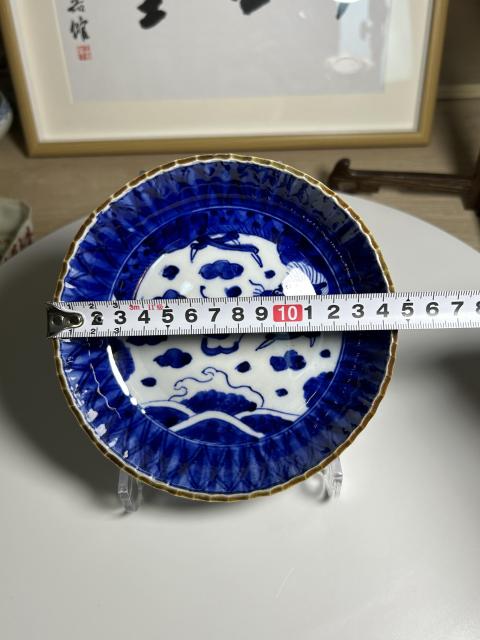 古玩陶瓷清晚期 青花云龍三現花口大盤拍賣,當前價格290元