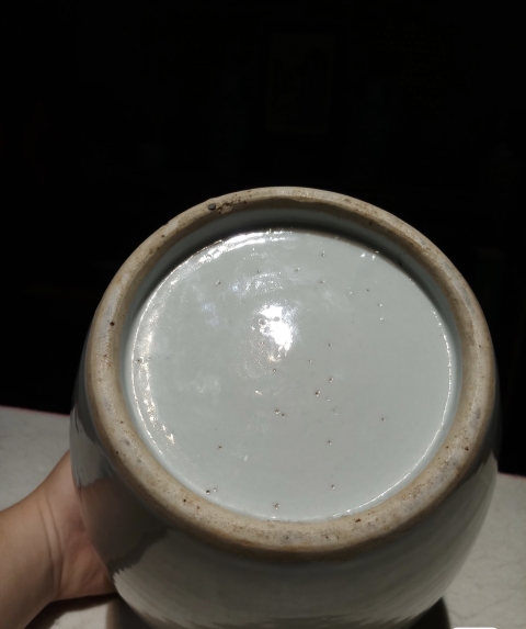 古玩陶瓷青花博古花卉紋蓋罐拍賣，當(dāng)前價(jià)格6000元