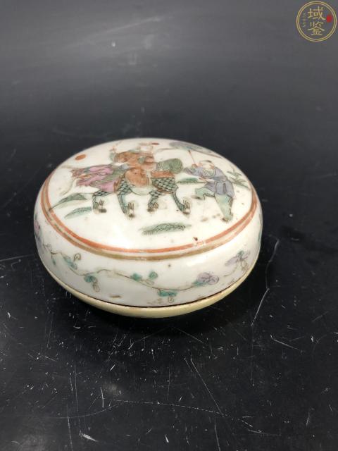 古玩陶瓷清晚期粉彩麒麟送子紋粉盒拍賣(mài)，當(dāng)前價(jià)格880元