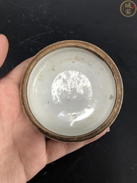 古玩陶瓷清晚期粉彩麒麟送子紋粉盒拍賣(mài)，當(dāng)前價(jià)格880元