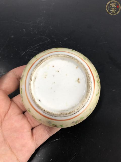 古玩陶瓷清晚期粉彩麒麟送子紋粉盒拍賣(mài)，當(dāng)前價(jià)格880元