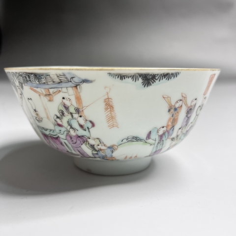 古玩陶瓷粉彩外百子鬧春內和合二仙圖碗拍賣,當前價格10000元