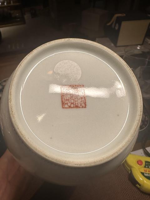 古玩陶瓷解放初期粉彩仕女故事圖燈籠瓶拍賣,當前價格1800元