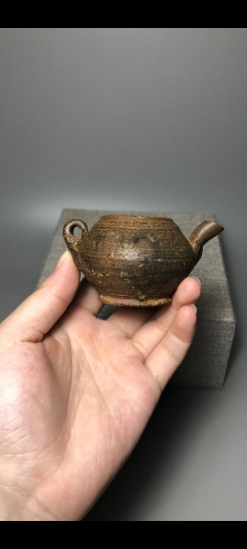 古玩陶瓷宋元吉州窯系醬釉水滴拍賣，當前價格980元