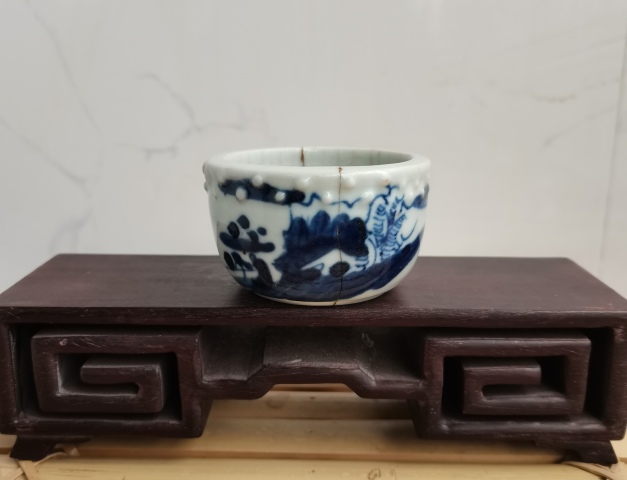 古玩陶瓷青花山水人物圖小鼓釘洗拍賣,當前價格0元