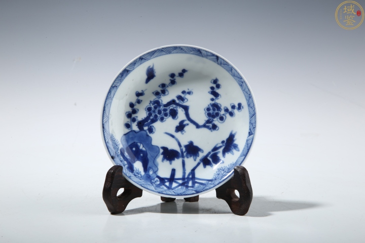 古玩陶瓷清康熙青花洞石花卉賞盤拍賣,當(dāng)前價格1200元