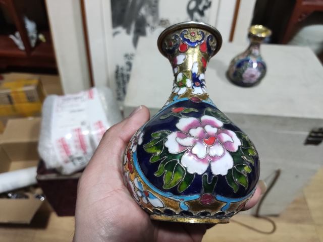 古玩雜項(xiàng)景泰藍(lán)掐絲琺瑯銅瓶拍賣，當(dāng)前價(jià)格228元