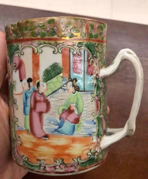 古玩陶瓷清代廣彩描金人物故事紋大號馬克杯拍賣，當前價格980元