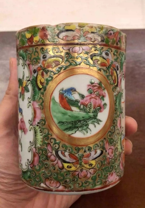 古玩陶瓷清代廣彩描金人物故事紋大號馬克杯拍賣，當前價格980元
