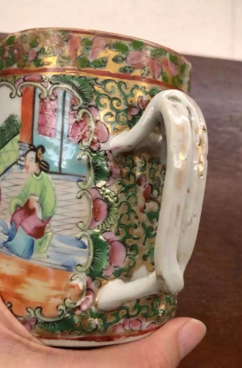 古玩陶瓷清代廣彩描金人物故事紋大號馬克杯拍賣，當前價格980元