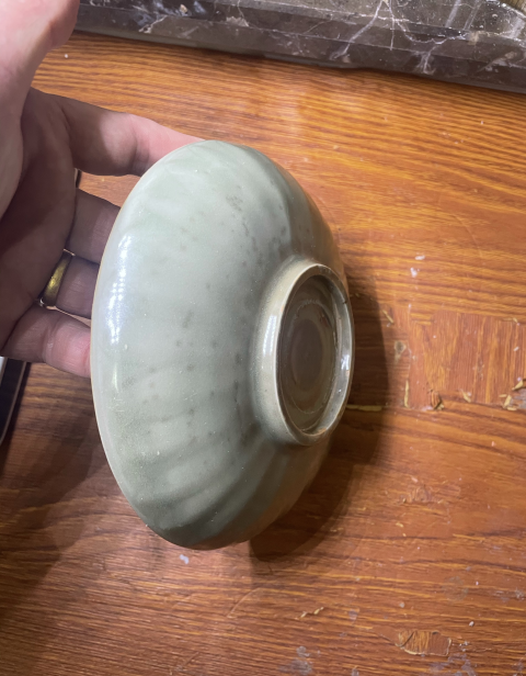古玩陶瓷【平臺實物保真】精品南宋龍泉青瓷刻仰蓮紋盤拍賣,當前價格12888元