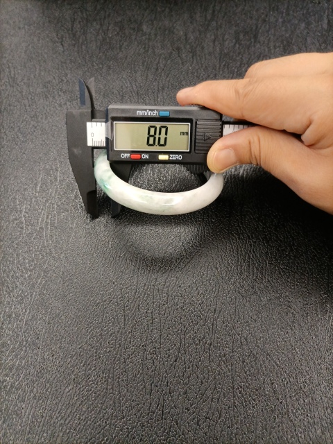 古玩玉器天然翡翠手鐲1300拍賣,當前價格1300元