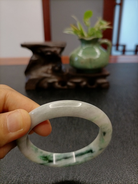 古玩玉器天然翡翠手鐲1300拍賣,當前價格1300元
