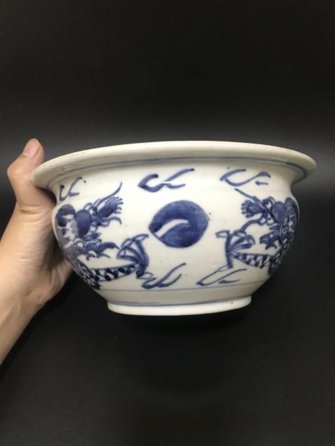 古玩陶瓷青花雙龍戲珠大香爐拍賣，當前價格3900元