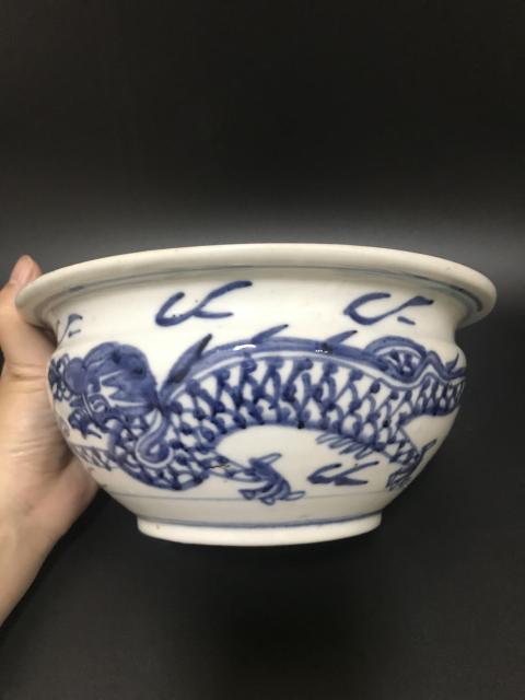 古玩陶瓷青花雙龍戲珠大香爐拍賣，當前價格3900元
