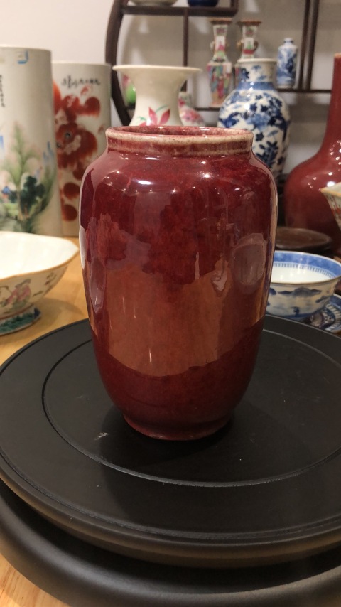 古玩陶瓷紅釉小筒瓶拍賣，當前價格20000元