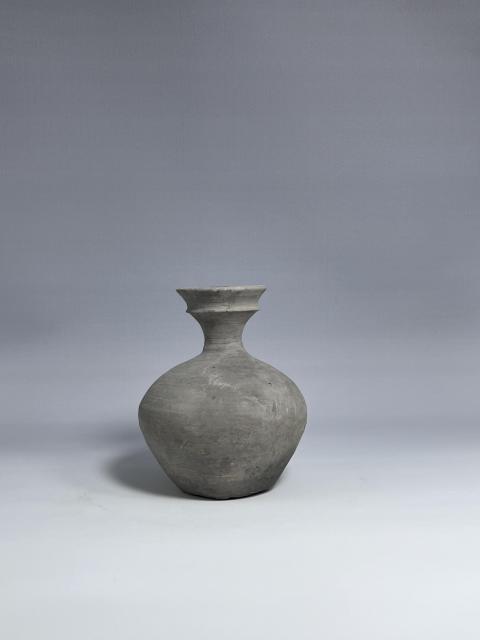 古玩陶瓷秦漢雙盤口瓶拍賣,當前價格0元