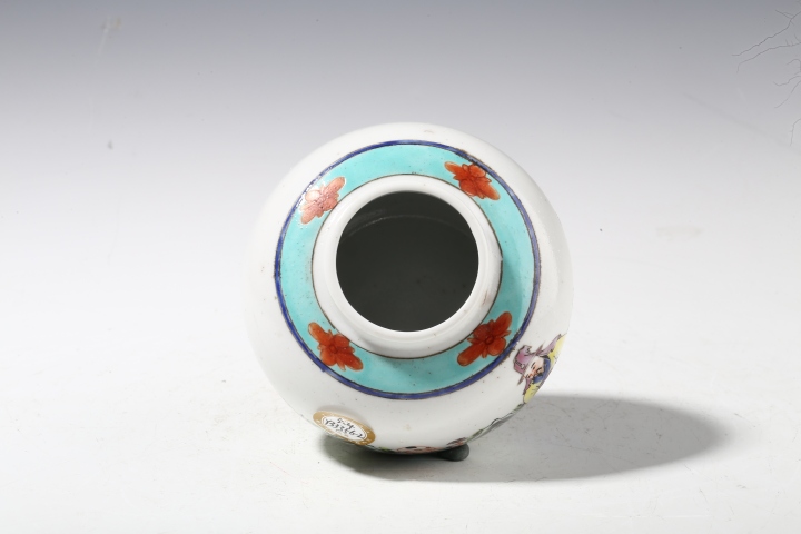 古玩陶瓷民國·粉彩陶淵明愛菊紋蓋罐拍賣，當前價格1588元