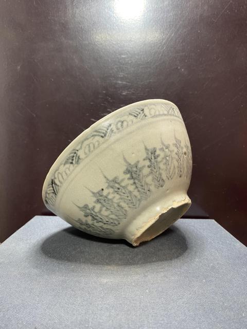 古玩陶瓷明,青花芭蕉海螺紋碗拍賣,當前價格2600元
