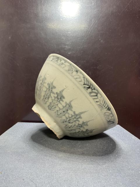 古玩陶瓷明,青花芭蕉海螺紋碗拍賣,當前價格2600元