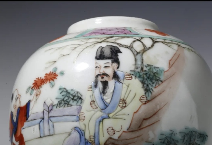 古玩陶瓷民國·粉彩陶淵明愛菊圖小罐一對（配錦盒）拍賣，當前價格6800元