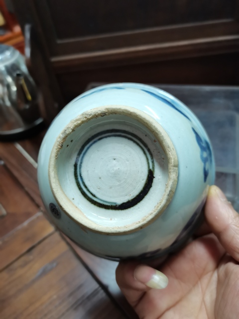 古玩陶瓷明代持荷童子青花碗拍賣，當(dāng)前價格4000元