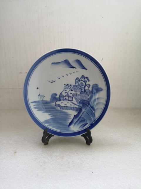 古玩陶瓷山水紋青花盤拍賣,當前價格220元