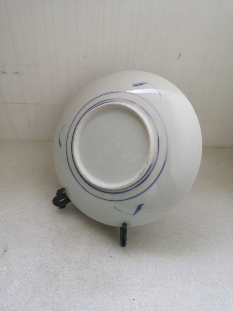 古玩陶瓷山水紋青花盤拍賣,當前價格220元