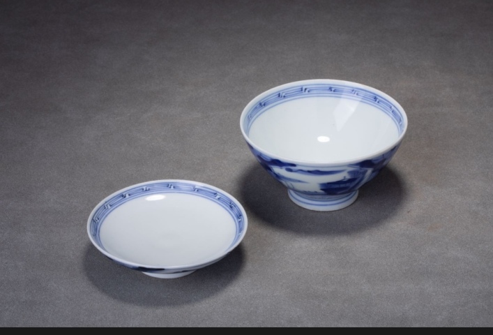 古玩陶瓷日本明治青花山水人物紋蓋碗拍賣,當前價格300元