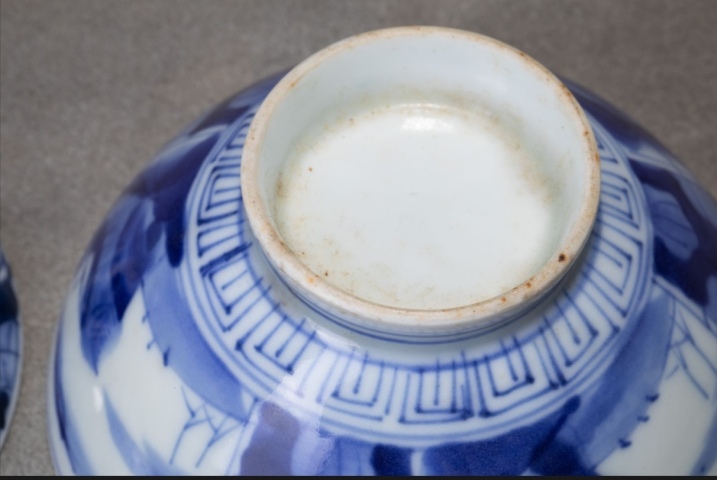 古玩陶瓷日本明治青花山水人物紋蓋碗拍賣,當前價格300元