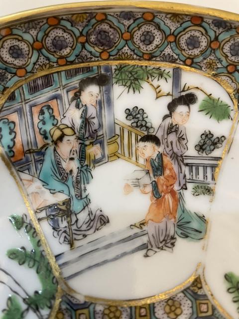 古玩陶瓷【優品】清咸豐·廣彩花鳥人物故事圖盤拍賣，當前價格2999元